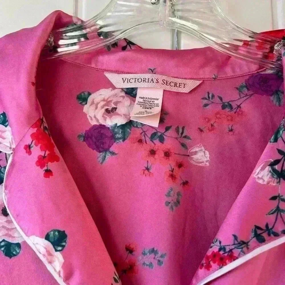 Victoria’s Secret floral pajamas - Picture 5 of 7